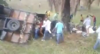 Se accidentaron y los robaron en vez de ayudarlos
