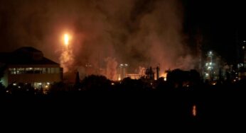 VIDEO: ¡Tremenda explosión en una fábrica de químicos!