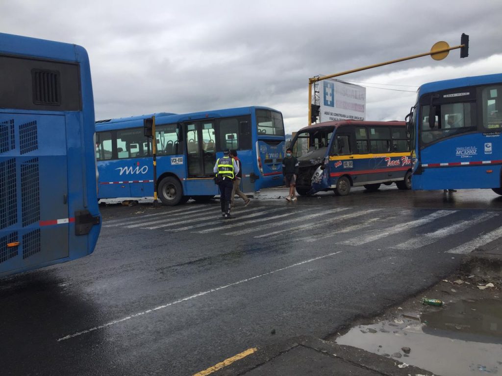 accidente bus MIO