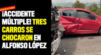 ¡Accidente múltiple! Tres carros se chocaron en Alfonso López