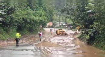 Vía a Buenaventura sigue cerrada por desbordamiento del río Dagua