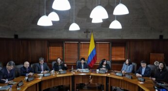 Por su religión, corte no sanciona a un hombre que no asistió como jurado de votación