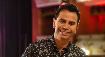 Jhonny Rivera se auto adelantó su regalo de Niño Dios, ¡a que no adivinan de que se 'montó!