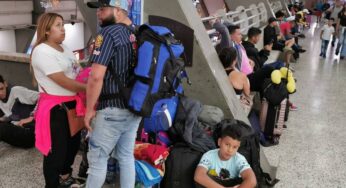 Más de 200 personas represadas en el Terminal de Cali por derrumbe en Rosas, Cauca  