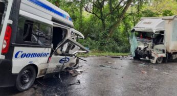 9 muertos dejó fatal accidente entre un bus y un camión en el Huila