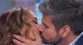 VIDEO: Daniel Arenas pidió disculpas por besar a su compañera de set, a pesar de tener pareja