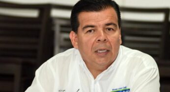 Emcali tendría millonario contrato pa' comprar luminarias obsoletas: Roberto Ortiz