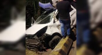 ¿En piques? Carro sufrió aparatoso accidente en la vía al mar en Cali