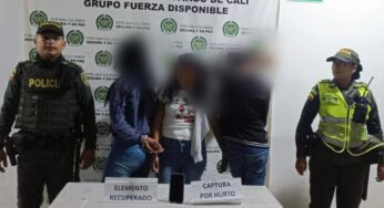 Los cogieron robando en el MÍO: mujer emprendió huida hasta ser acorralada