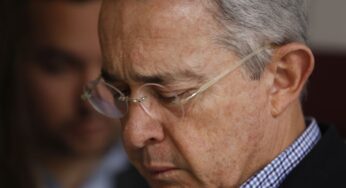 Expresidente Uribe tendrá que ir a juicio por soborno a testigos