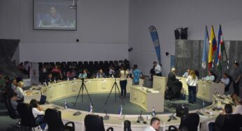 El bilingüismo en Cali abarcará más población, ¡concejales aprobaron cambios!