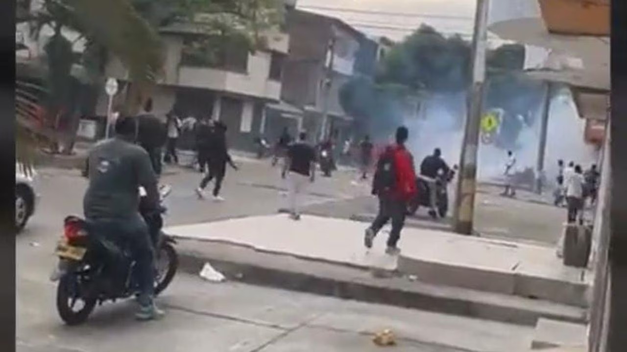 Momento En El Que Se Roban Los Trapos Del Barón Rojo Sur