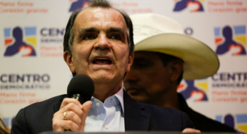 Imputarán cargos a Óscar Iván Zuluaga y a su hijo por plata de Odebrecht para su campaña