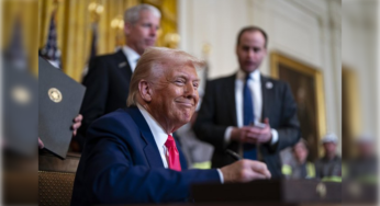 “Me están besando el trasero”: Trump se burla de líderes mundiales mientras impone aranceles históricos